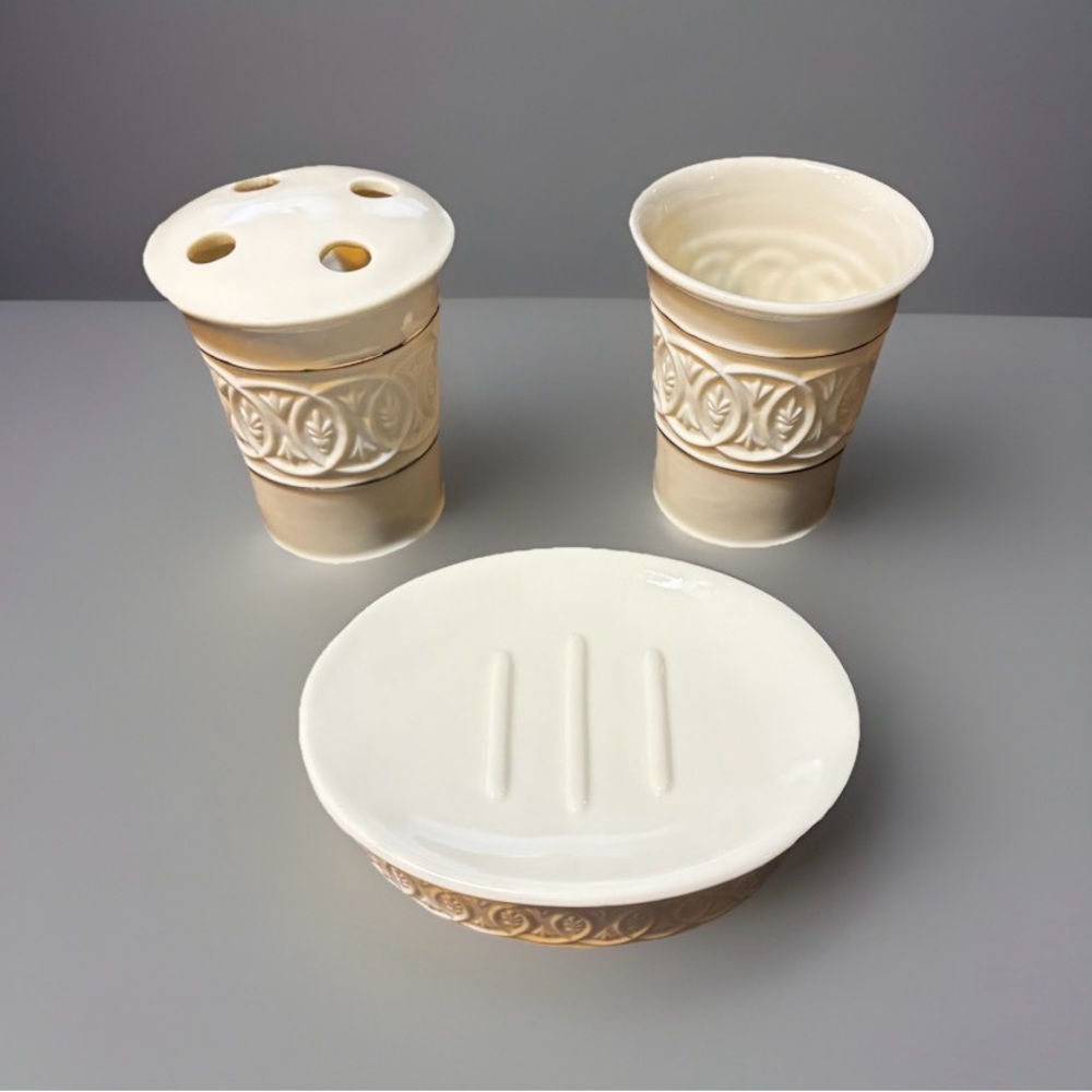 Elegant Cream Ceramic Bathroom Set